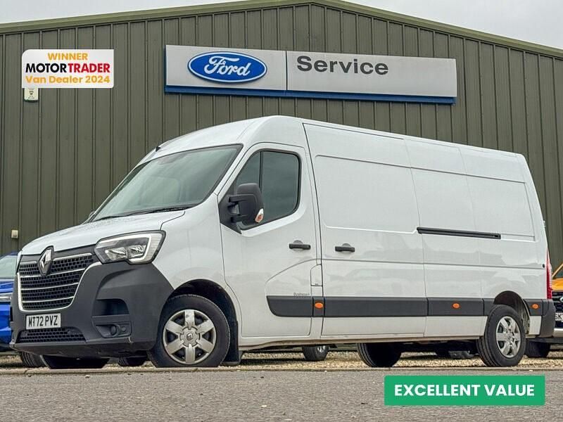 Used Renault Master Business 2022 White MPV