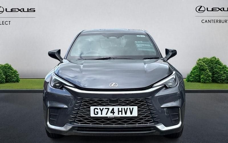 Used Lexus LBX 136 HP (100 kW) 2026 SUV