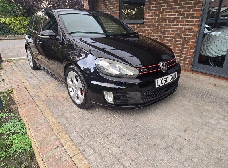 Black Used 2010 VW Golf VI | £7,995 (Fair price) - Image 1/4