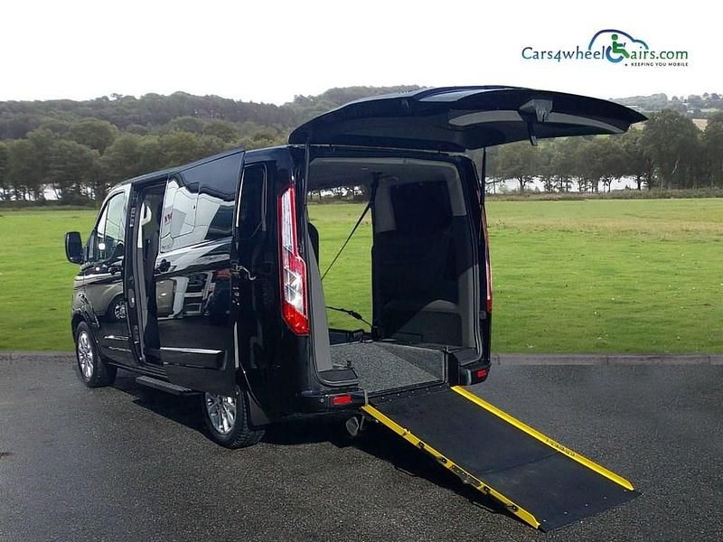 Used Ford Tourneo Custom Titanium 2019 Black Van