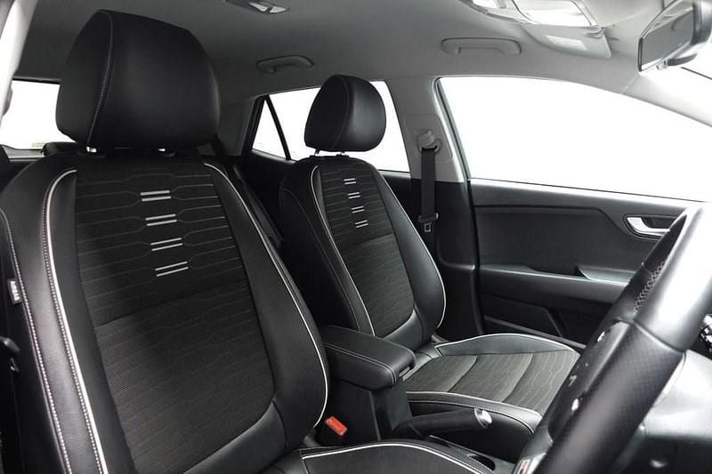 Used Kia Stonic GT-Line S 118 HP (86 kW) 2023 Grey SUV