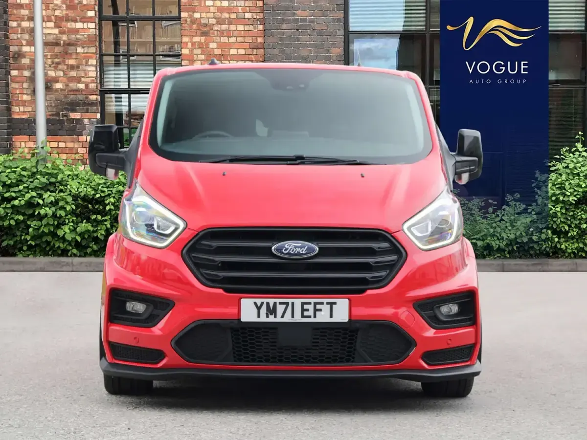 Used Ford Transit Custom Limited 2022 Red