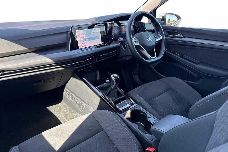 Used VW Golf VIII Style 130 HP (95 kW) 2023 Grey Hatchback