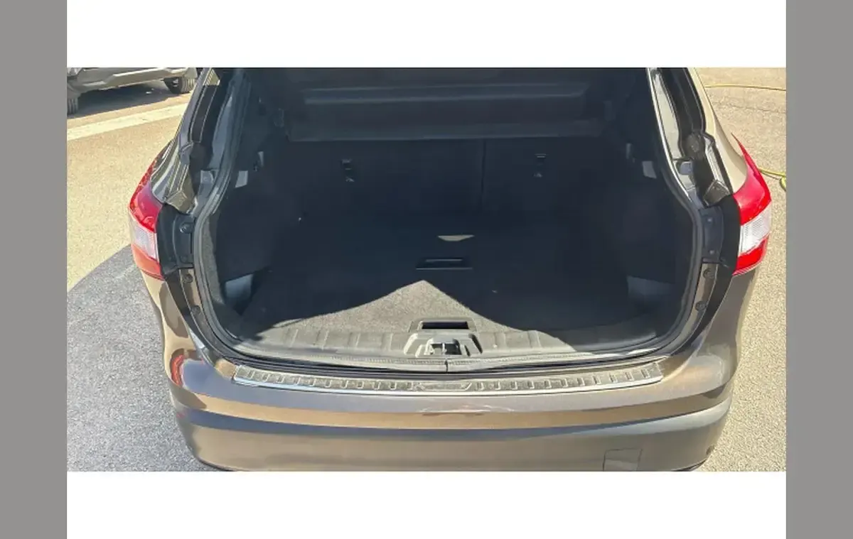 Used Nissan Qashqai Tekna 115 HP (84 kW) 2016 Other SUV