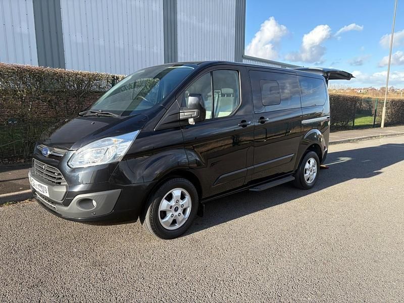 Used Ford Tourneo Titanium 130 HP (95 kW) 2018 Black MPV