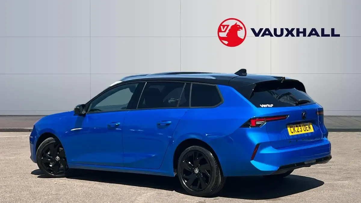 Used Vauxhall Astra 130 HP (95 kW) 2023 Blue Estate