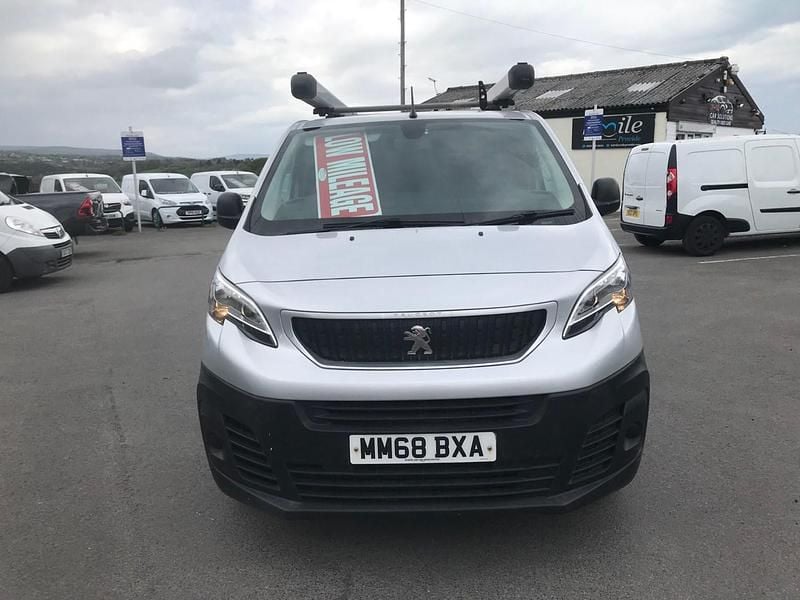 Second-hand Peugeot Expert 2019 Argintiu Van