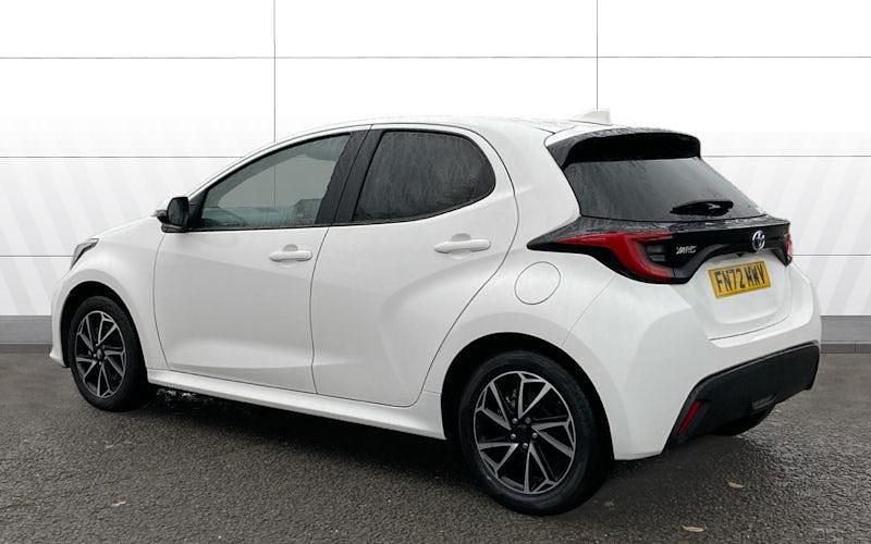 Used Toyota Yaris Hybrid Design 116 HP (85 kW) 2026 Hatchback