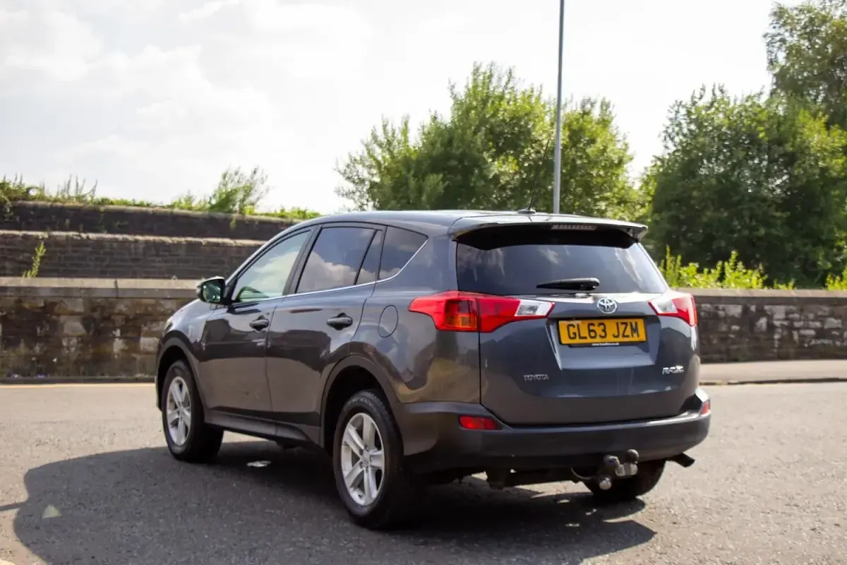 Used Toyota RAV4 124 HP (91 kW) 2014 Grey SUV