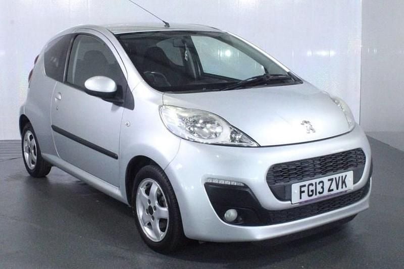 Silver Used 2013 Peugeot 107 Allure Hatchback | £3,000 (Fair price) - Image 1/1