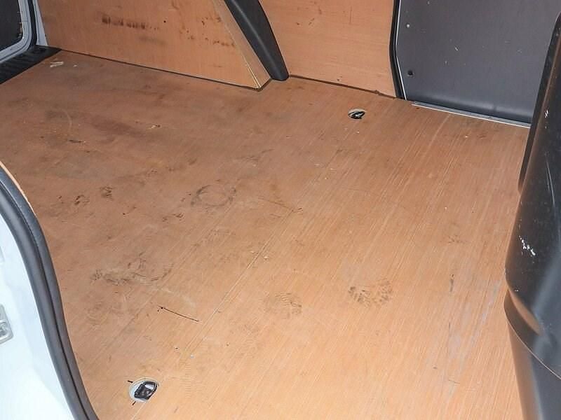 Image 4/4