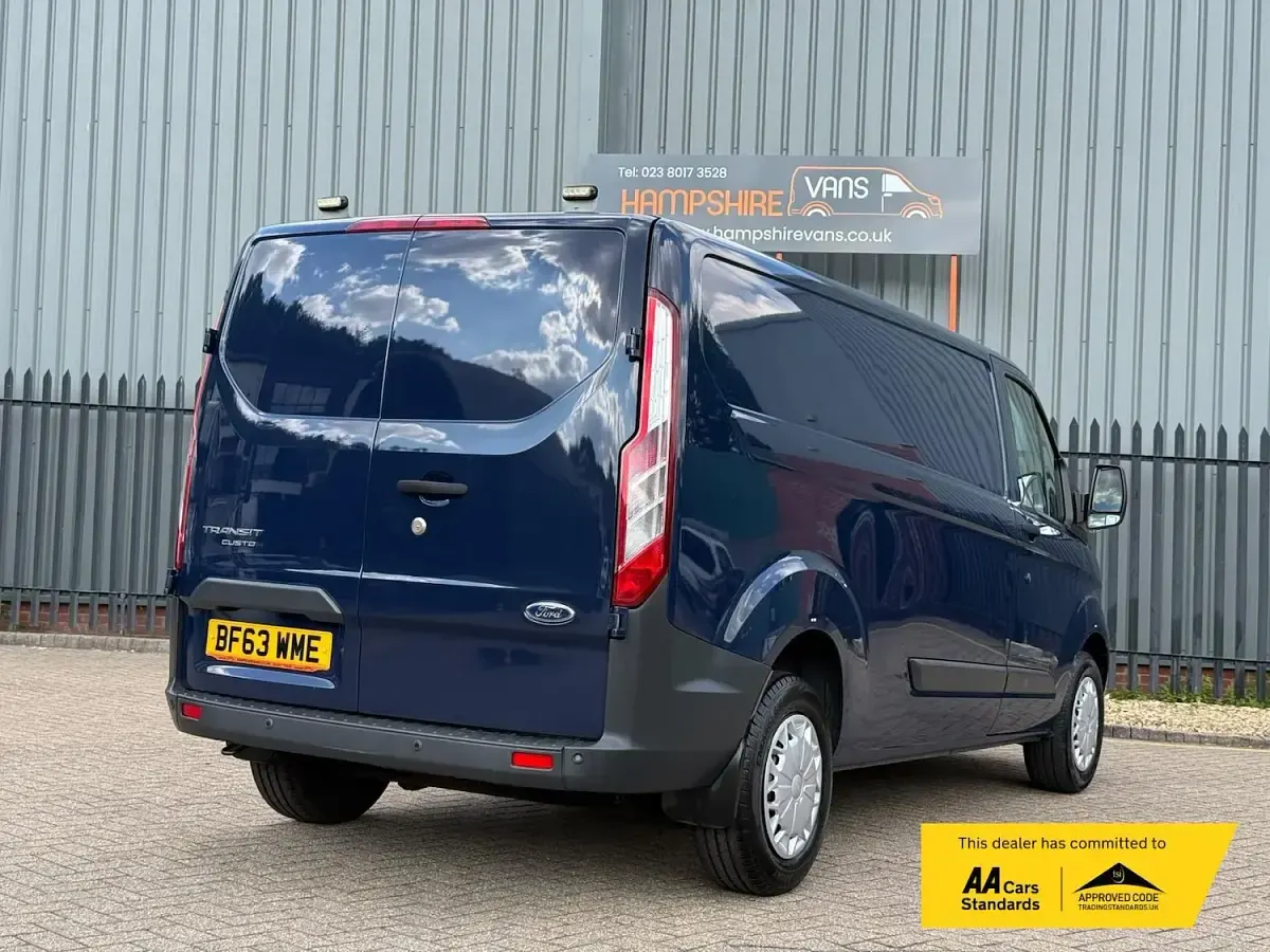 Used Ford Transit Custom Trend 125 HP (91 kW) 2013 Blue Van
