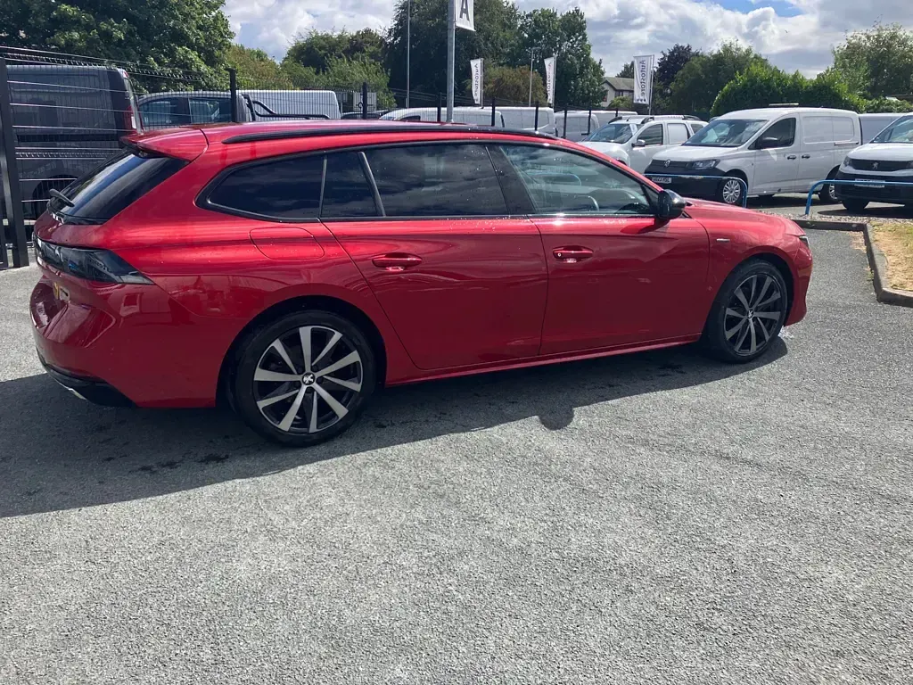 Used Peugeot 508 GT-line 2019 Red Estate