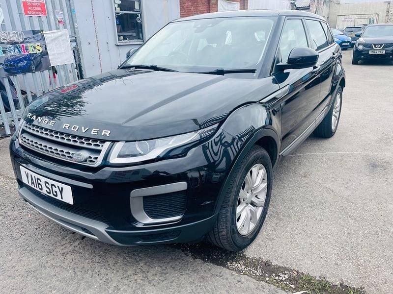 Used Land Rover Range Rover evoque SE 2016 Black Estate