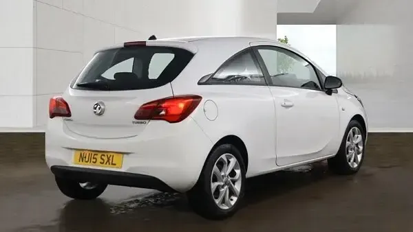 Used Vauxhall Corsa Excite 2015 White Hatchback