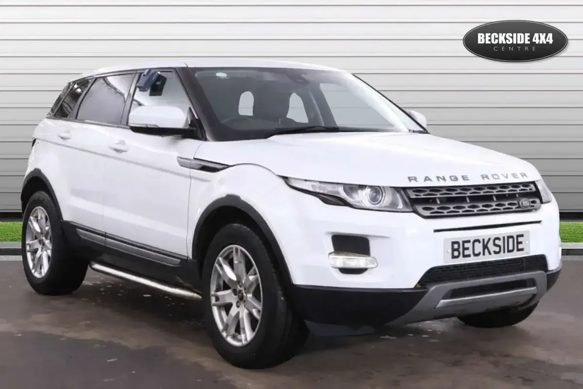 Used Land Rover Range Rover evoque Pure 150 HP (110 kW) 2013 White SUV
