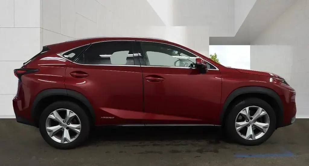 Used Lexus NX300h 197 HP (144 kW) 2014 Red SUV