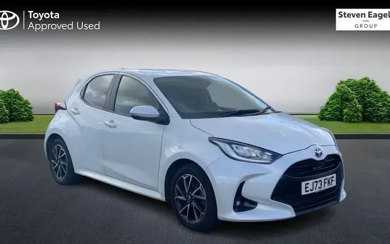 Used Toyota Yaris Design 116 HP (85 kW) 2023 Hatchback