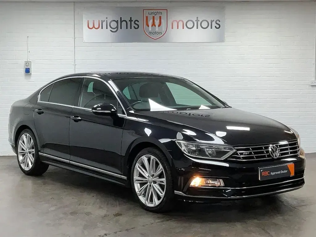Used VW Passat R-line 2016 Black Sedan
