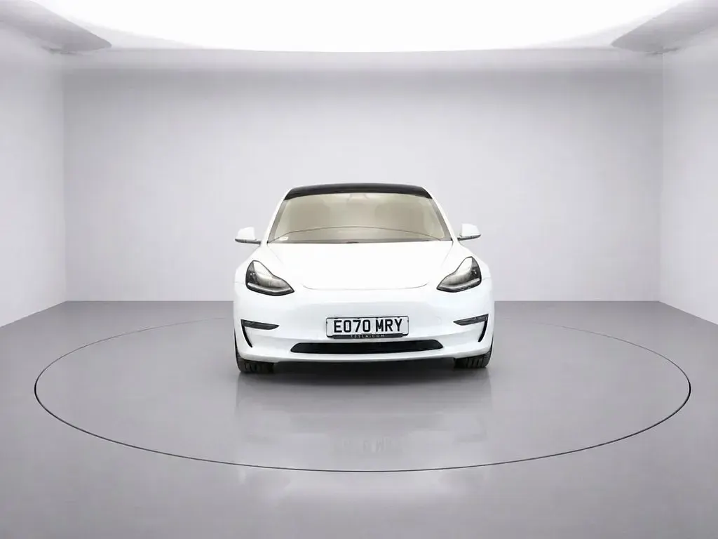 Used Tesla Model 3 Long Range AWD 366 kW (498 HP) 2020 White Sedan