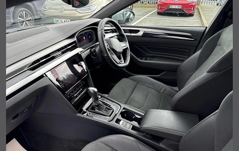 Used VW Arteon R-line 200 HP (147 kW) 2023 Grey Hatchback