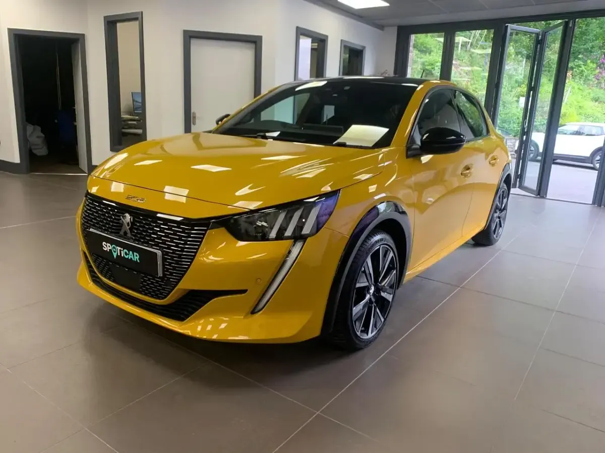 Gebraucht Peugeot 208 GT 99 PS (72 kW) 2023 Gelb Kleinwagen
