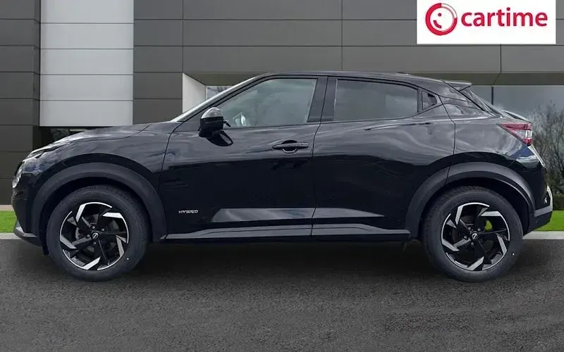 Used Nissan Juke N-Connecta 143 HP (105 kW) 2023 Black SUV