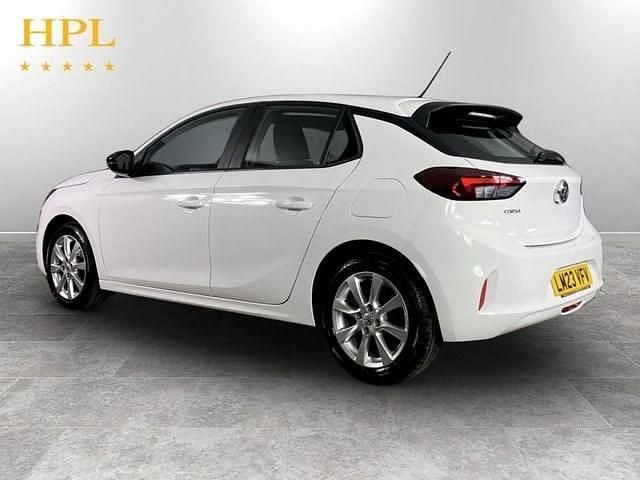Second-hand Vauxhall Corsa Design Edition 75 CP (55 kW) 2023 Alb Hatchback