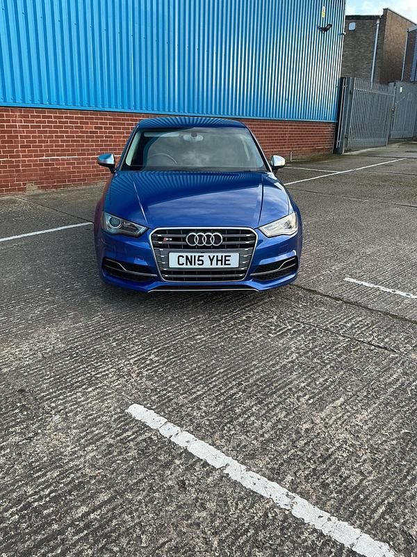 Begagnad Audi A3 310 HK (228 kW) 2015 Blå Sedan