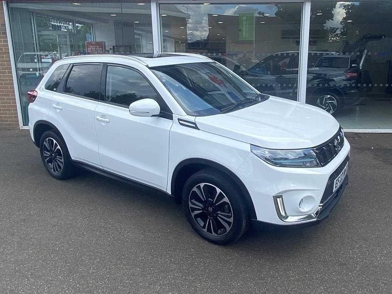 Used Suzuki Vitara SZ5 129 HP (94 kW) 2022 White Hatchback