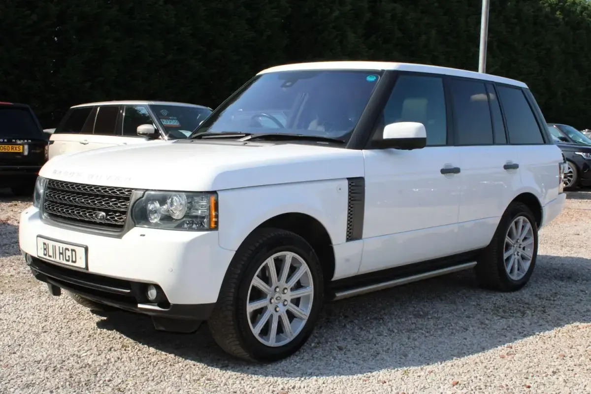 Used Land Rover Range Rover Vogue SE 313 HP (230 kW) 2011 White SUV