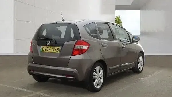 Second-hand Honda Jazz ES 99 CP (72 kW) 2014 Maro Hatchback