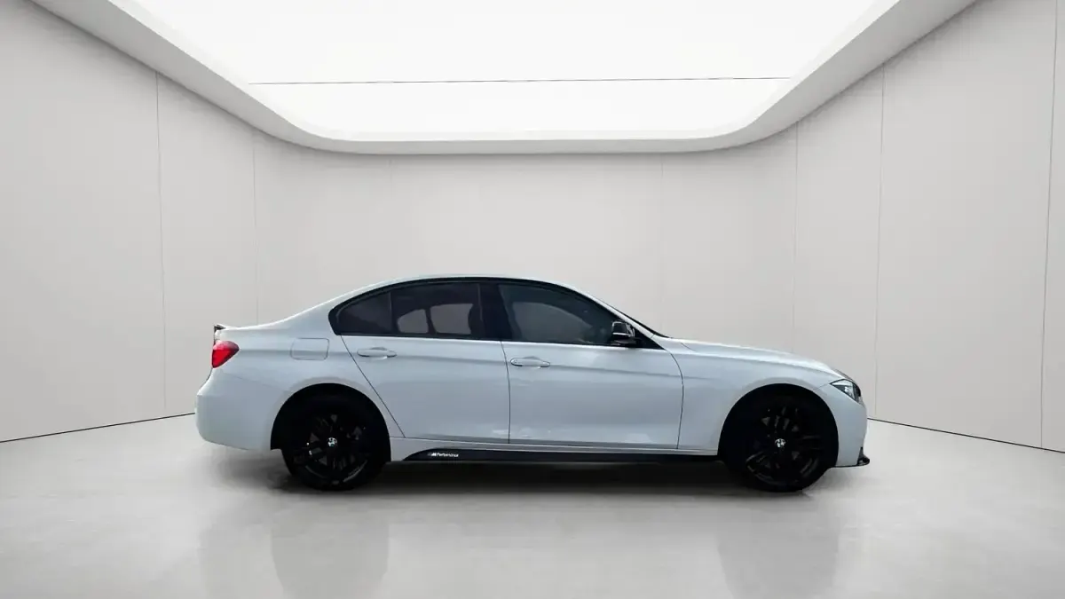 Used BMW 320 M Sport 2018 White Sedan