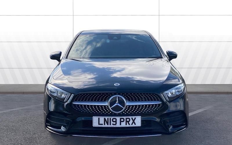 Używany Mercedes A200 AMG line 163 KM (119 kW) 2019 Czarny Hatchback