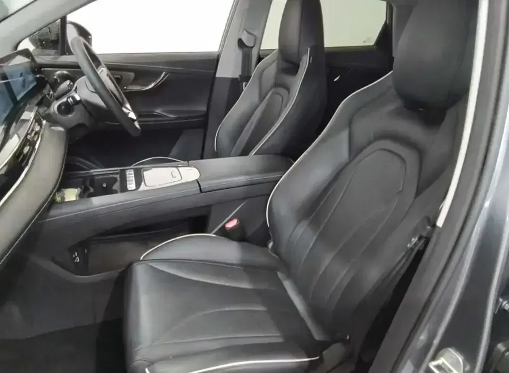 Used Omoda 5 147 HP (108 kW) 2025 Grey SUV