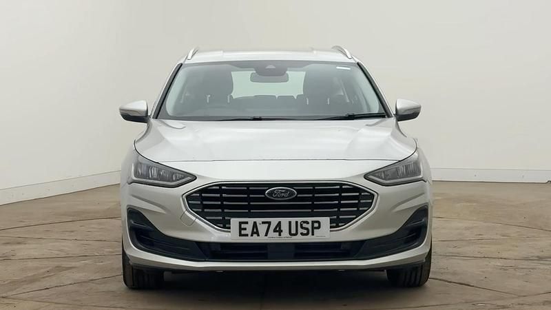 Used Ford Focus Titanium 125 HP (91 kW) 2025 Silver Estate
