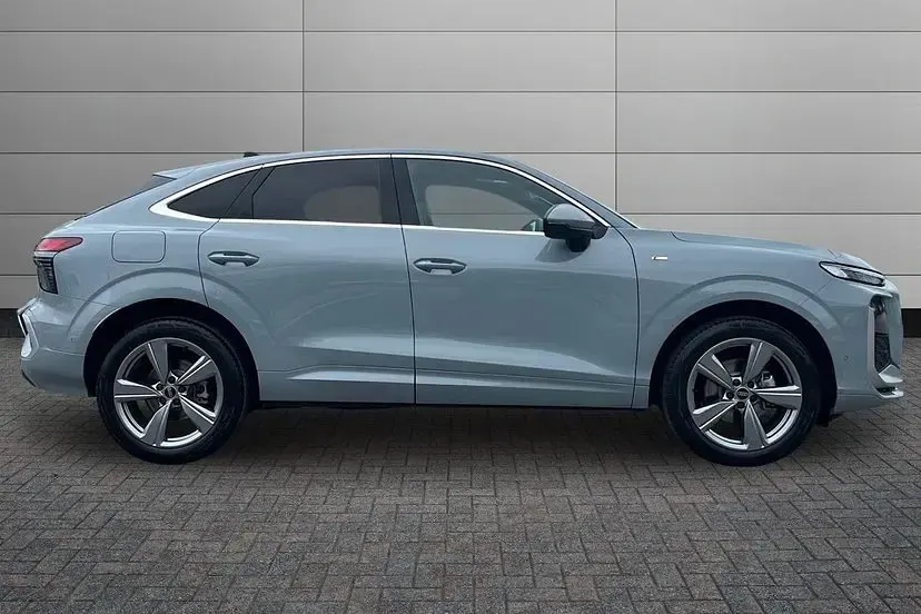 New Audi Q3 Sportback S-Line 148 HP (108 kW) 2026 Arrow grey SUV