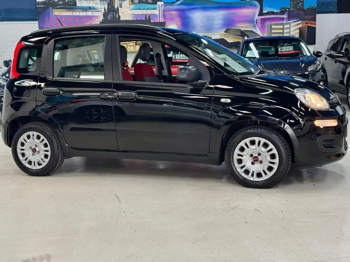 Used Fiat Panda Easy 69 HP (50 kW) 2016 Black Hatchback