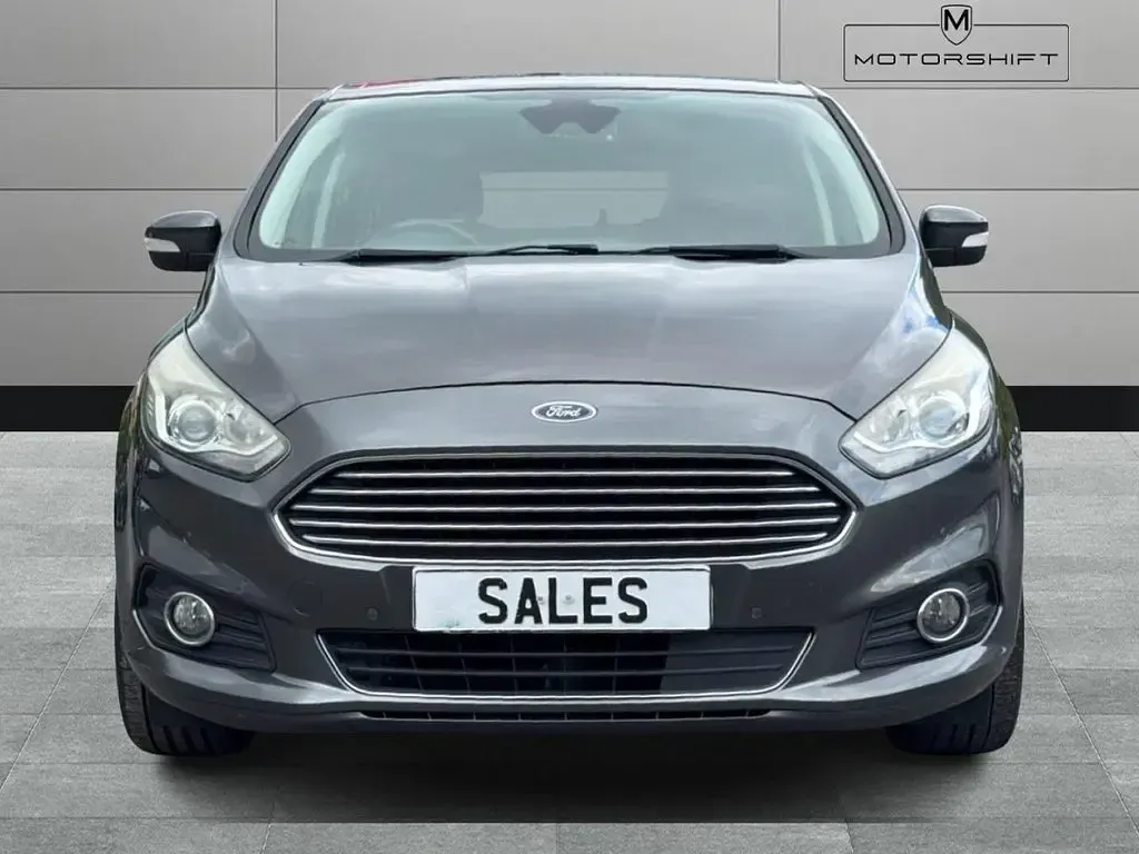 Used Ford S-MAX Titanium 150 HP (110 kW) 2016 Grey MPV