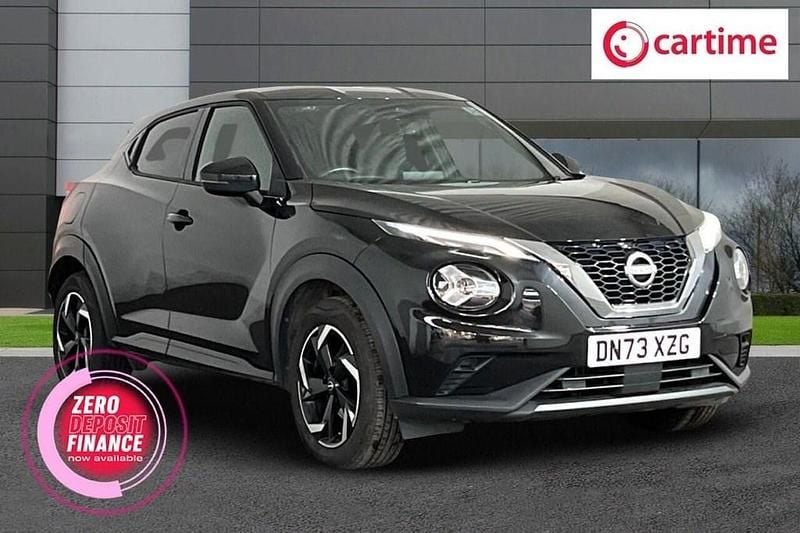 Black Used 2024 Nissan Juke N-Connecta SUV | £13,799 (Good price) - Image 1/4