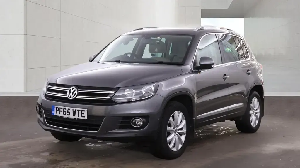 Begagnad VW Tiguan Match 150 HK (110 kW) 2016 Grå SUV