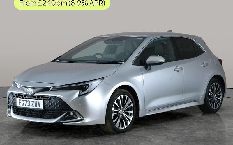 Used Toyota Corolla Design 140 HP (102 kW) 2026 Hatchback