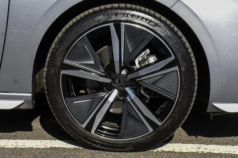 Used Peugeot 308 GT 129 HP (94 kW) 2025 Grey Hatchback