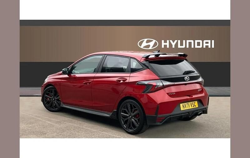 Used Hyundai i20 204 HP (150 kW) 2022 Red Hatchback