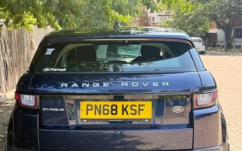 Used Land Rover Range Rover evoque SE 179 HP (131 kW) 2018 Blue SUV