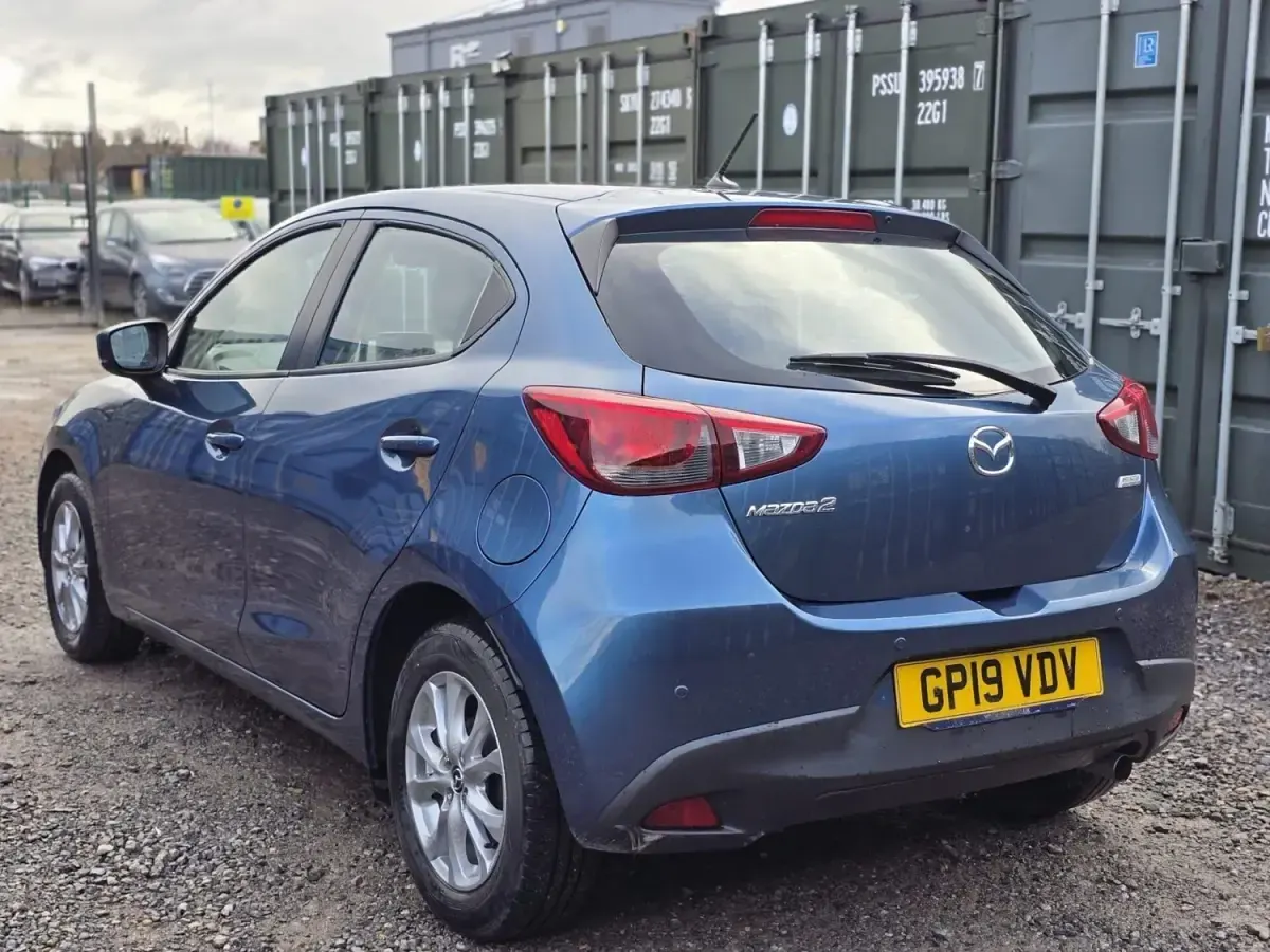 Begagnad Mazda 2 90 HK (66 kW) 2019 Blå Halvkombi