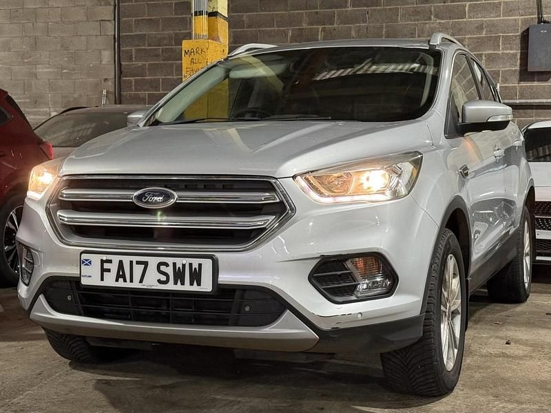 Used Ford Kuga Titanium 180 HP (132 kW) 2017 Silver SUV