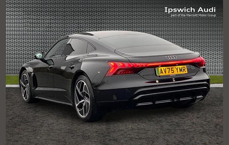 Used Audi e-tron GT quattro Comfort 364 kW (496 HP) 2025 Black Sedan