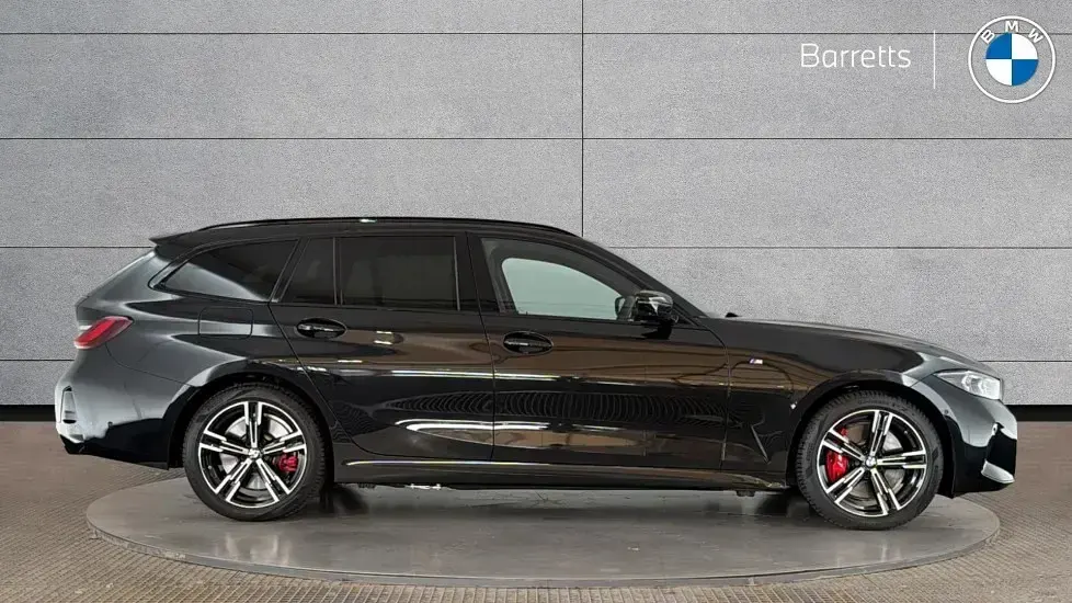 Used BMW 330 M Sport 288 HP (211 kW) 2025 Black Estate