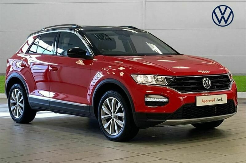Red Used 2019 VW T-Roc Design SUV | £13,283 (Fair price) - Image 1/4